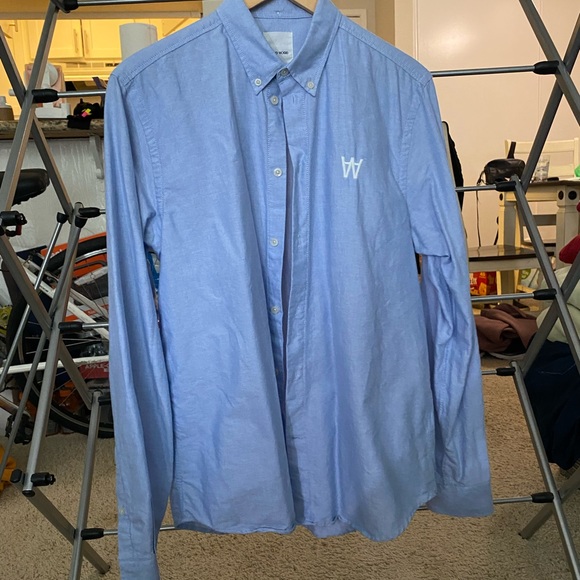 Long Sleeve Button Down Wood Wood Shirt - Picture 1 of 4